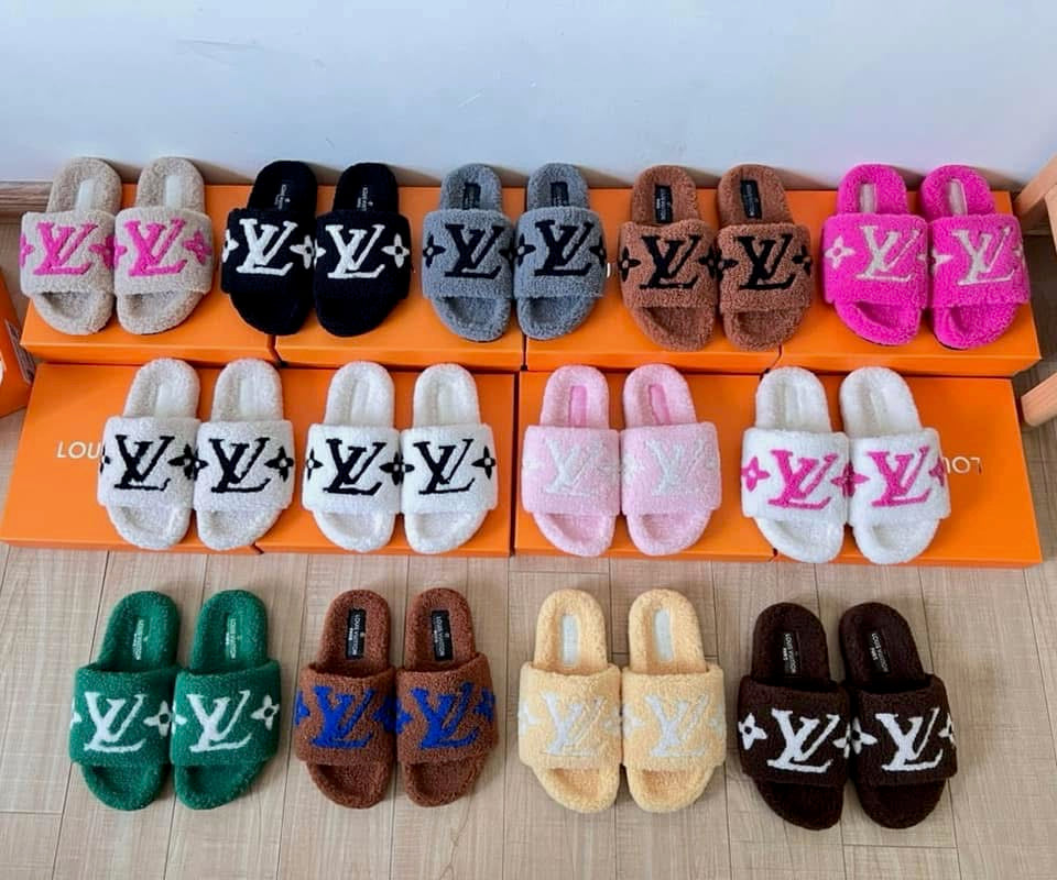 Fuzzy Slides