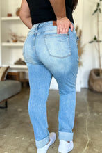 Load image into Gallery viewer, Judy Blue Full Size Distressed Straight Jeans with Patch Pockets
