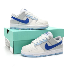 Load image into Gallery viewer, Kid’s Blue Dunks
