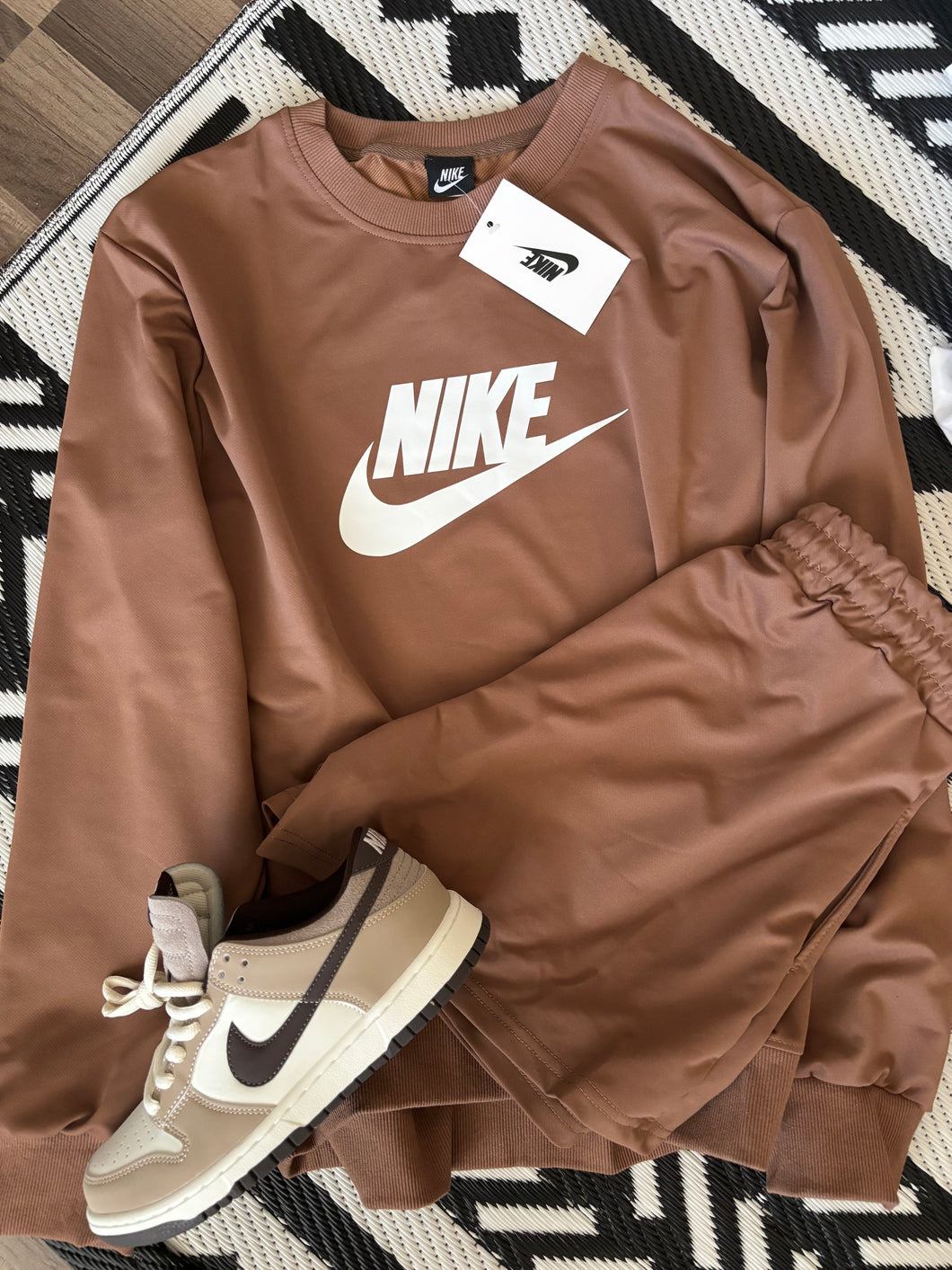 NIKE Brown SET