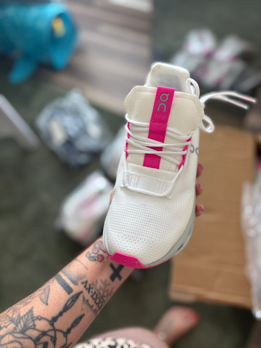 Pink White OC