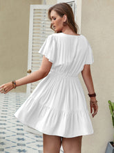 Load image into Gallery viewer, Plus Size Ruffle Hem V-Neck Short Sleeve Dress
