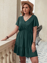 Load image into Gallery viewer, Plus Size Ruffle Hem V-Neck Short Sleeve Dress
