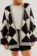 Load image into Gallery viewer, Checkered Button Up Long Sleeve Cardigan
