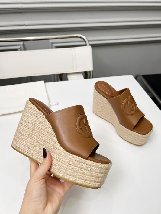 G Wedge