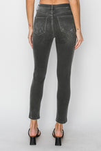 Load image into Gallery viewer, RISEN Full Size High Rise Ankle Skinny Jeans
