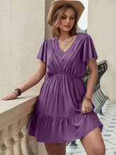 Load image into Gallery viewer, Plus Size Ruffle Hem V-Neck Short Sleeve Dress
