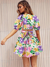 Load image into Gallery viewer, Printed Surplice Short Sleeve Dress
