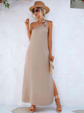 Load image into Gallery viewer, One-Shoulder Slit Maxi Dress
